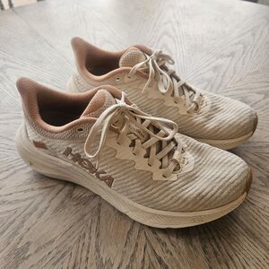 Women’s Hoka One One W Solimar Vanilla & Sandstone Daily Training Shoes Size 8.5